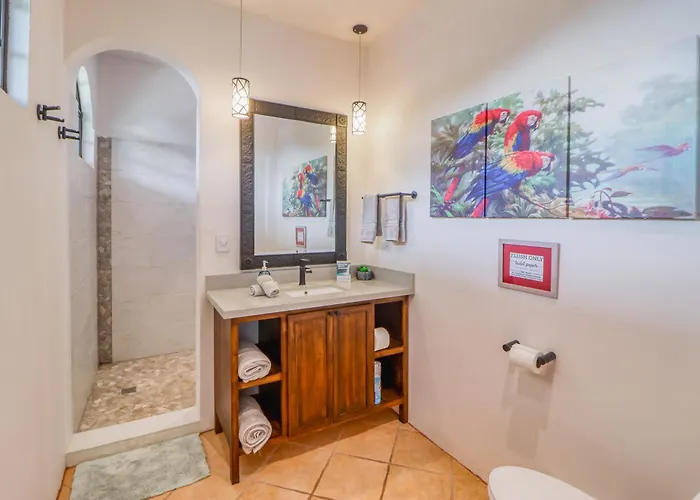 Walk To Flamingo Beach: 2-unit Base W/ Ocean Views