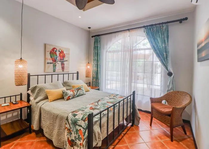 Villa Walk To Flamingo Beach: 2-unit Base W/ Ocean Views Playa Flamingo