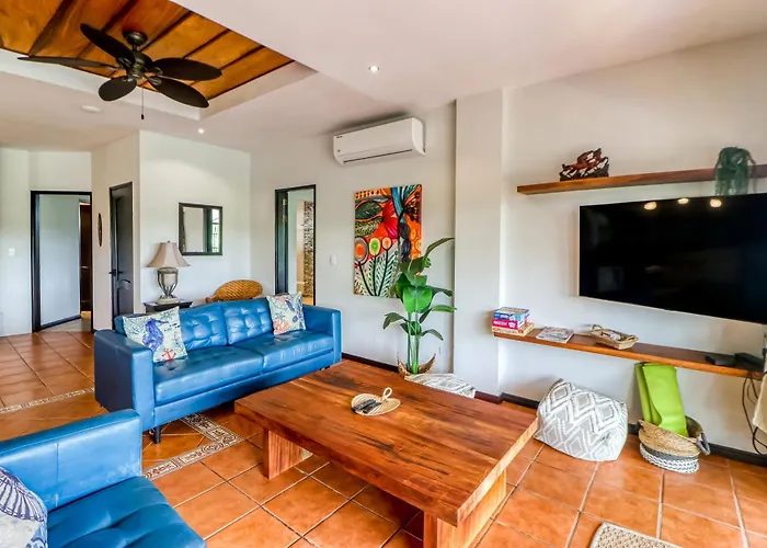 Walk To Flamingo Beach: 2-unit Base W/ Ocean Views Villa