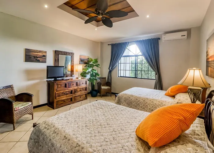 Walk To Flamingo Beach: 2-unit Base W/ Ocean Views * Playa Flamingo